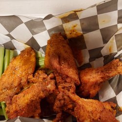 Noxs On 8 - Wet Cajun Wings