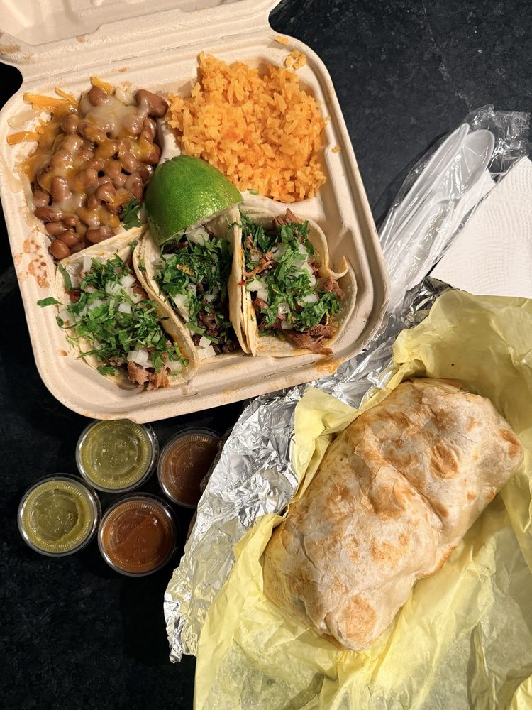 La Plancha — Mexican restaurant in Gig Harbor