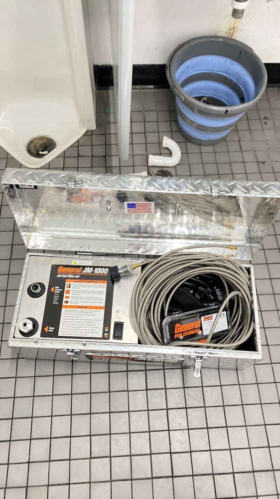 Slide of E&C ProCraft