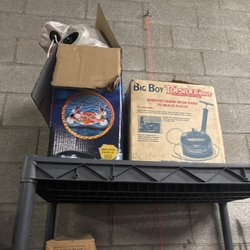Roe Rummage Store