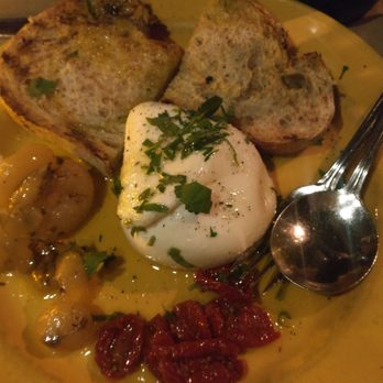 7 Numbers Danforth - Italian Near Me - Toronto, Ontario