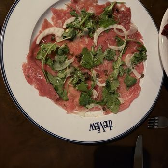 The View - Tuna - Lounges Near Me - New York, New York