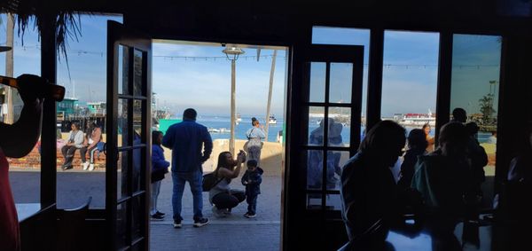 Luau Larry's by null