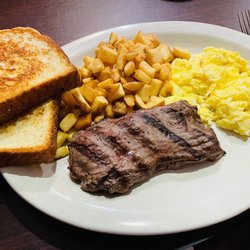 Sisters’ Bistro - Steak and eggs