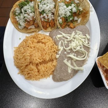 Mi Casa Restaurant - Chicken tacos - Mexican Near Me - Wheaton, Illinois Mi Casa Restaurant - Chicken tacos - Mexican Near Me - Wheaton, Illinois