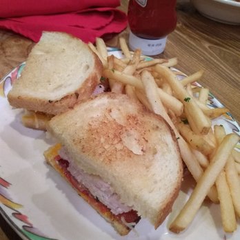 Brookfields Restaurant - Turkey melt - American Near Me - Roseville, California