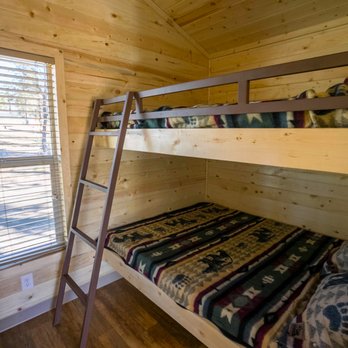 Lake Hemet Has Lakefront Cabins Available For Rental Year Round