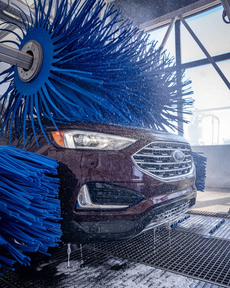 Gorgeous Okie Car Wash Moment for Your Screen Gorgeous Okie Car Wash Moment for Your Screen