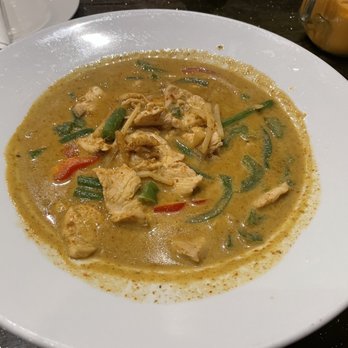 Thai Thani Celebration - Green chicken curry - Thai Near Me - Kissimmee, Florida