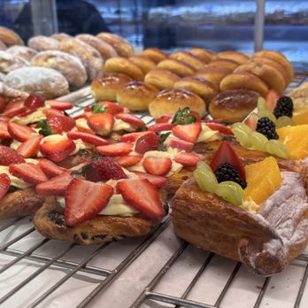 Paris Baguette - Coffee & Tea Near Me - Las Vegas, Nevada Paris Baguette - Coffee & Tea Near Me - Las Vegas, Nevada