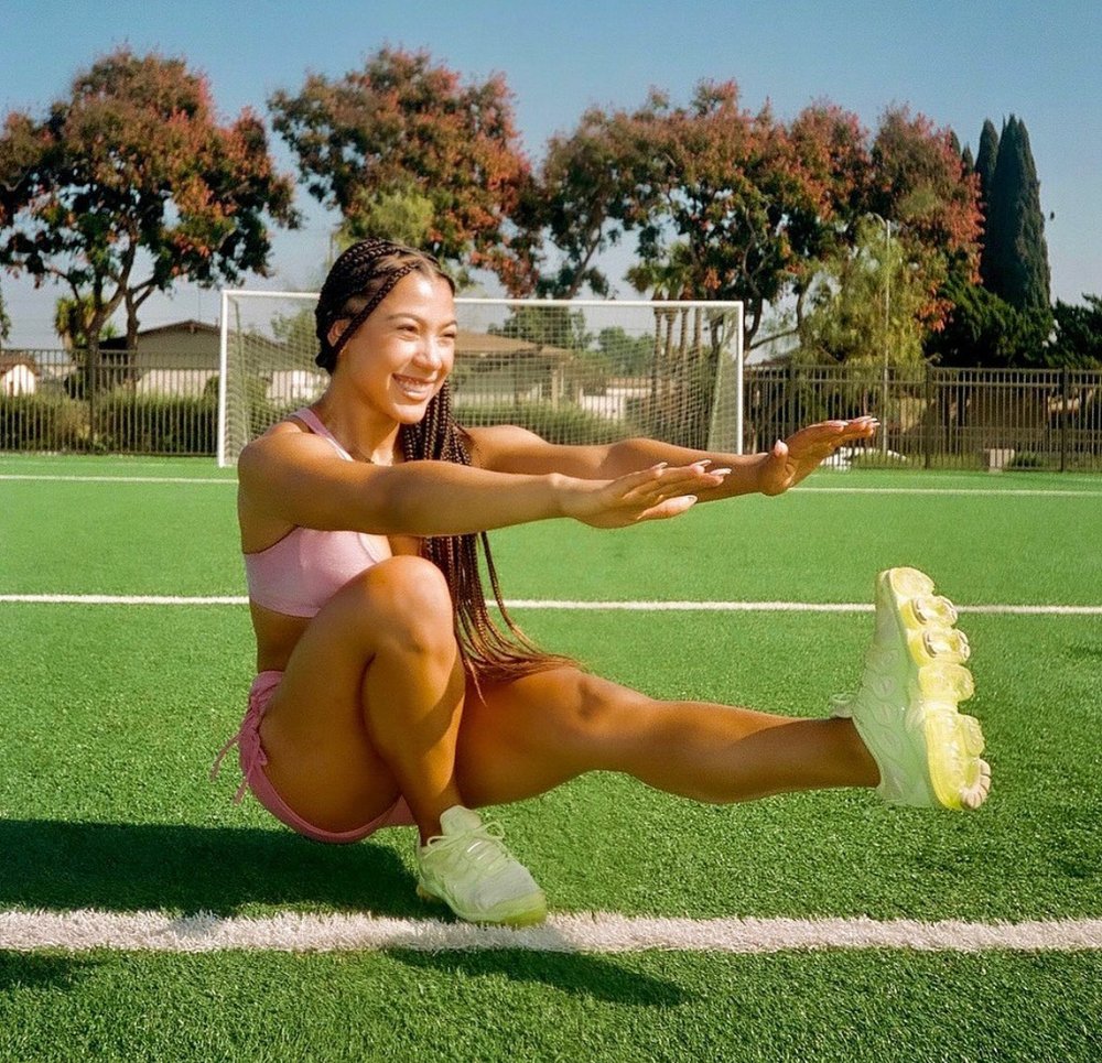 Pele Liona Personal Training Logo