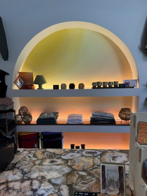 Bivouac Adventure Lodge: Cider Bar, Coffee Shop, & General Store by null