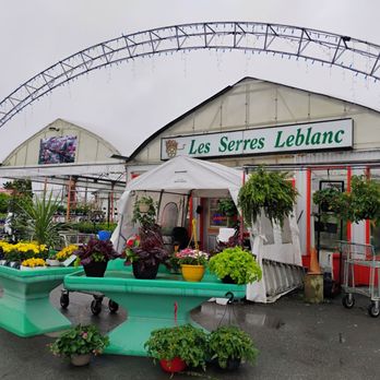 Les Serres Leblanc - Front of the greenhouse - Nurseries & Gardening Near Me - Laval, Quebec