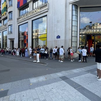 Louis Vuitton オーバル型　101 Champs Élysées Louis Vuitton Damier Azur 101 Champs-Elysees Cabas PM Tote
