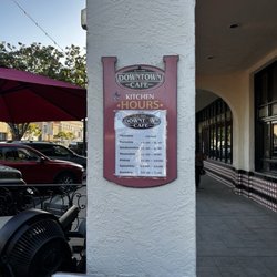 Downtown Cafe Bar & Grill