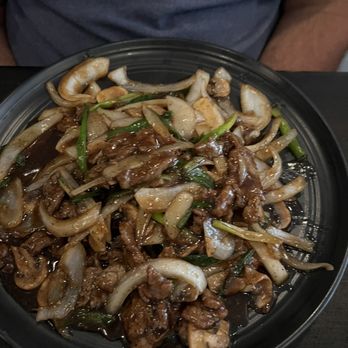 Thai Green Leaf - Beef and Vegetables - Thai Near Me - Hammond, Louisiana