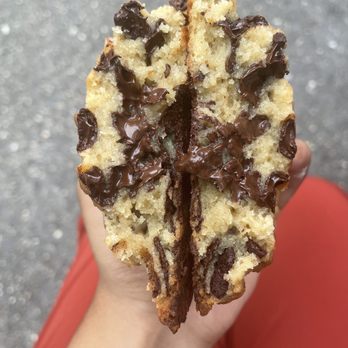 Levain Bakery - Upper East Side, NYC - Two Chip Chocolate Chip Cookie - Bakeries Near Me - New York, New York