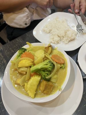 Sawaddee Ka Thai Cuisine & Pho by null