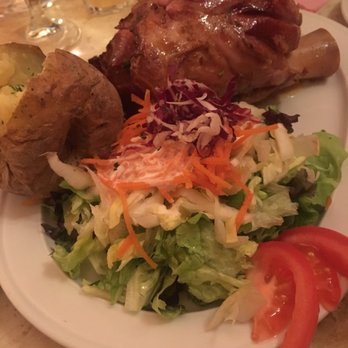 Le Fin de Siècle - Pork knuckle salad and baked potato - Brasseries Near Me - Brussel, BRU