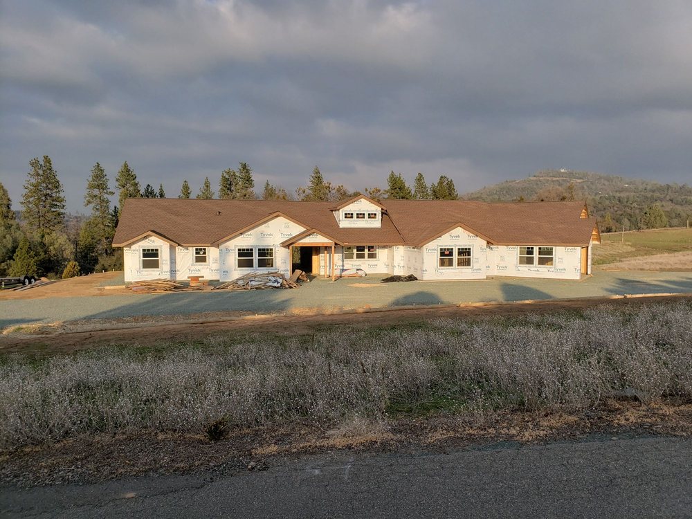 Slide of Sky High Roofing