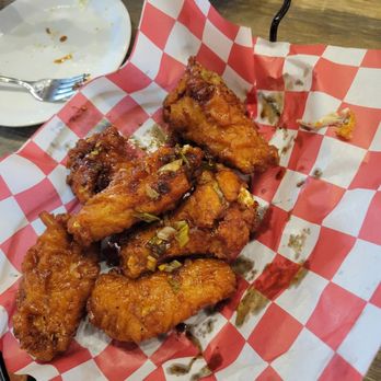bb.q Chicken Castleton - Gangnam - Chicken Shop Near Me - Indianapolis, Indiana