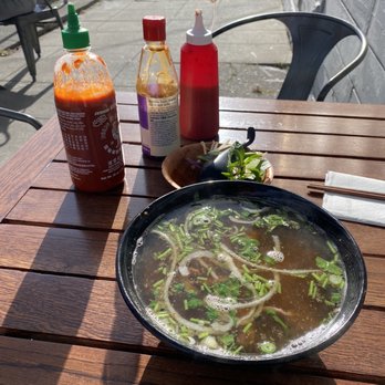 Phosho Dough - Lemongrass Beef Noodle Soup - Vietnamese Near Me - Oakland, California Phosho Dough - Lemongrass Beef Noodle Soup - Vietnamese Near Me - Oakland, California