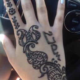 Also added "love" in Assyrian (Khooba)