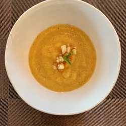 Intueat - Stone fruit gazpacho
