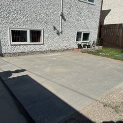 Around The Blade - Patio