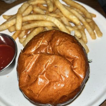Bourbon's Kitchen & Cocktails - Double Smash Burger - Cocktail Bars Near Me - Framingham, Massachusetts