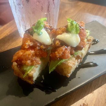Kan Sushi - Sushi Bars Near Me - Honolulu, Hawaii