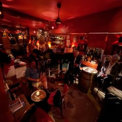 Bubar - View into this charming bar (owner Jean-Loup seated, in blue).