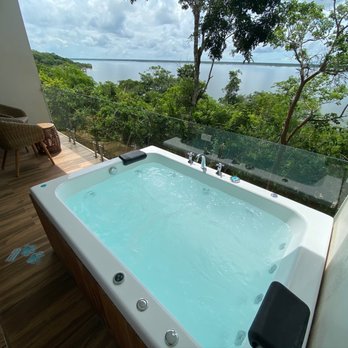 MBH Maya Bacalar - Never seen a room with a jacuzzi and this view - Hotels Near Me - Bacalar, ROO