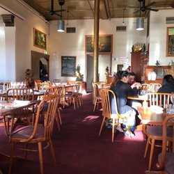 Thai Orchid Restaurant - Large seating area inside and enclosed "patio" area