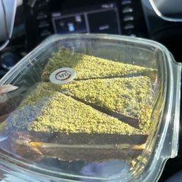 Dubai cake Dubai cake
