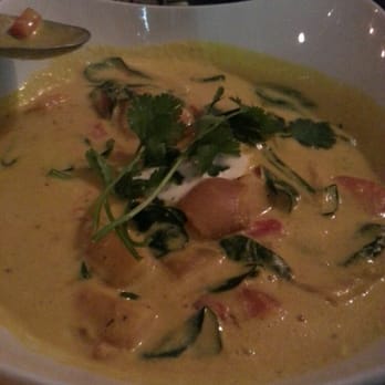 SunCafe - Yellow curry.. w a side quinoa - Vegan Near Me - Studio City, California