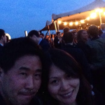Le Perchoir - After dinner drinks at roof top bar. - French Near Me - Paris, 75