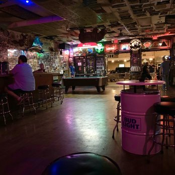 Hogs & Heifers Saloon - Dive Bars Near Me - Las Vegas, Nevada