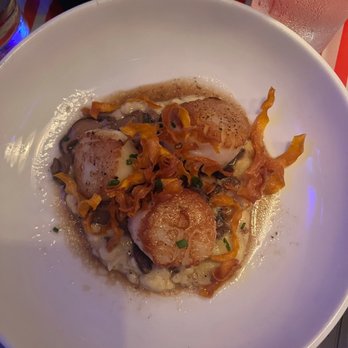 Craft & Vine - Seared Scallops - Tapas Bars Near Me - Augusta, Georgia Craft & Vine - Seared Scallops - Tapas Bars Near Me - Augusta, Georgia