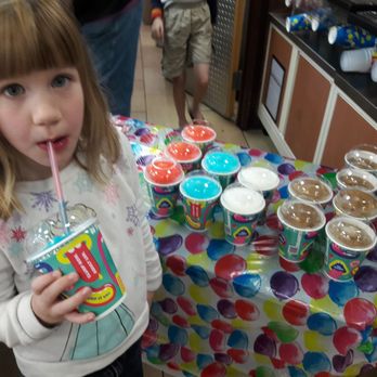 7-Eleven - a little girl drinking a drink - Convenience Stores Near Me - Arlington, Texas 7-Eleven - a little girl drinking a drink - Convenience Stores Near Me - Arlington, Texas