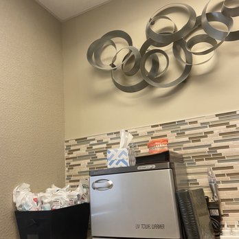 Artistry Smile Center - In-room - Cosmetic Dentists Near Me - Columbus, Ohio Artistry Smile Center - In-room - Cosmetic Dentists Near Me - Columbus, Ohio
