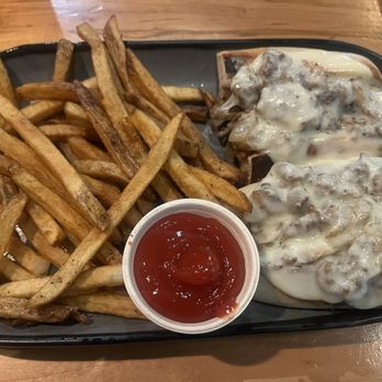 Natty Greene's Brewpub - Philly - Breweries Near Me - Greensboro, North Carolina