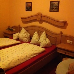 Landhotel Burgenblick - Im Zimmer