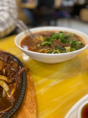 Chengdu Gourmet 2( North Hill) by null