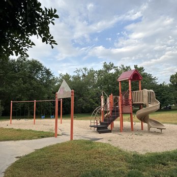 Maple Village Park - Playgrounds Near Me - Omaha, Nebraska