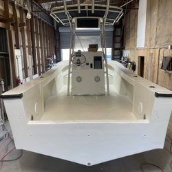 Suncoast Marine Repair - Paint job and transom replaced