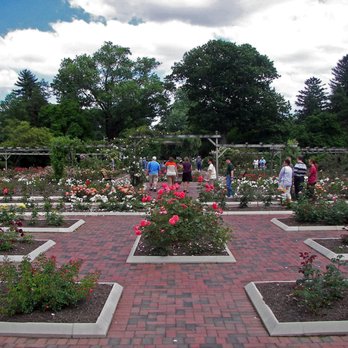 Colonial Park Horticulture - Perennial Garden - Parks Near Me - Somerset, New Jersey Colonial Park Horticulture - Perennial Garden - Parks Near Me - Somerset, New Jersey