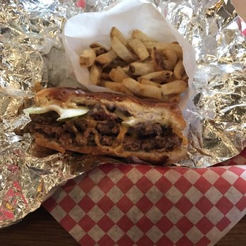 Small Cheval- Wicker Park - Burgers Near Me - Chicago, Illinois