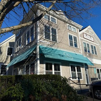 Scuttlebutt Padanaram - Coffee & Tea Near Me - Dartmouth, Massachusetts