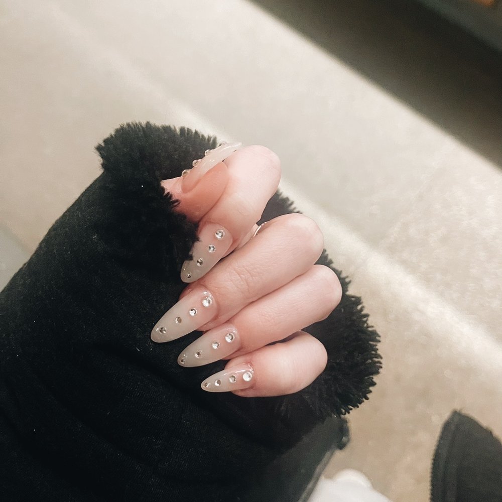 Nails Shine - acrylic no chip - Nail Salons Near Me - Westmont, Illinois